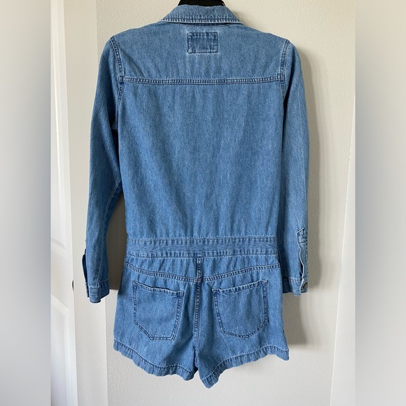 Forever 21 Jean Romper - Picture 2 of 12